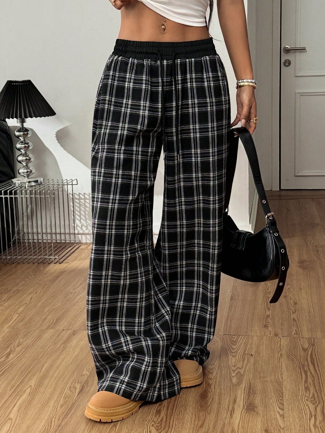 Damen Sweathose Karo-Patchwork – Locker, Hohe Taille & Casual
