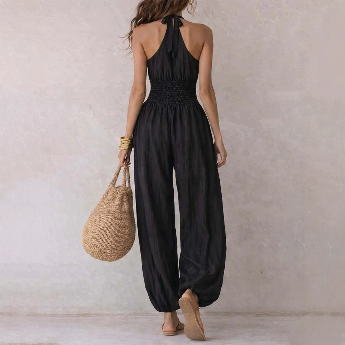 Damen Jumpsuit Ärmellos – Neckholder, Rückenfrei & Tailliert